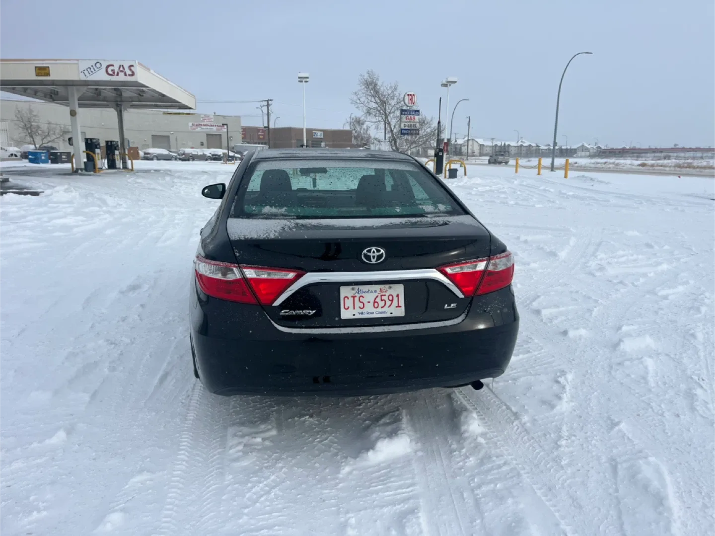 2016 Black Toyota Camry LE image indicator(8)