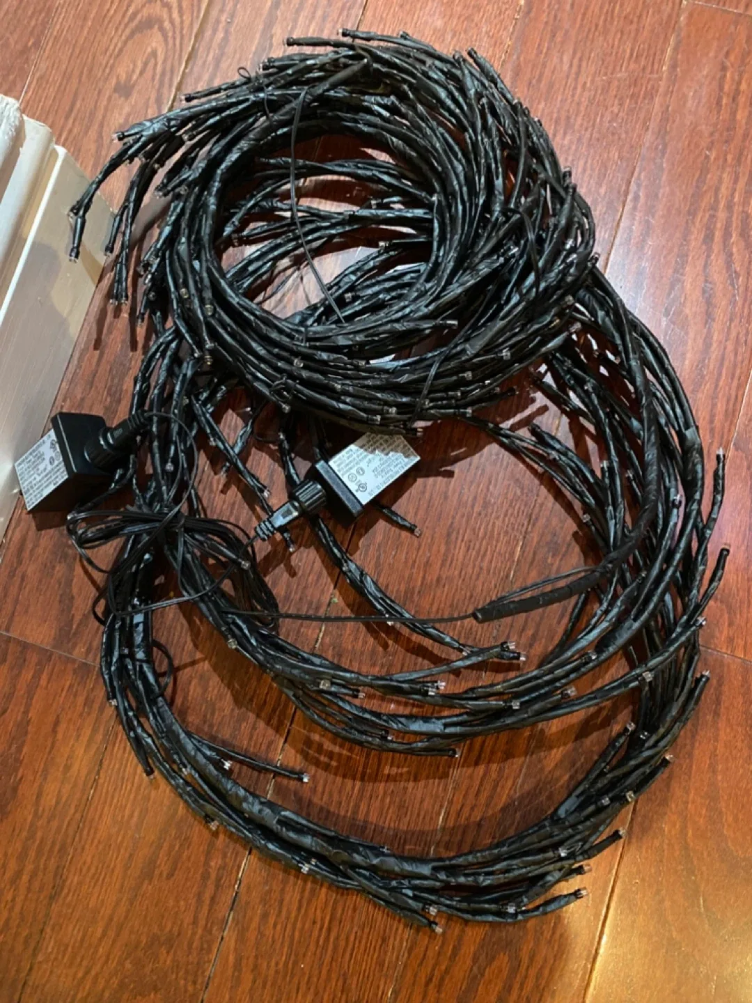 Curly String Lights image indicator(7)