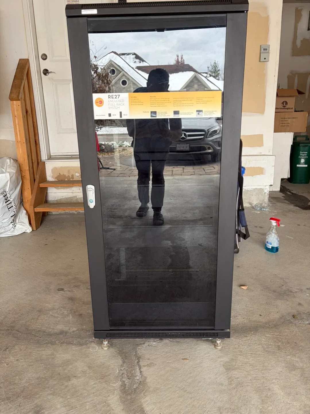 Omnimount RE27 Enclosed Full-Rack System