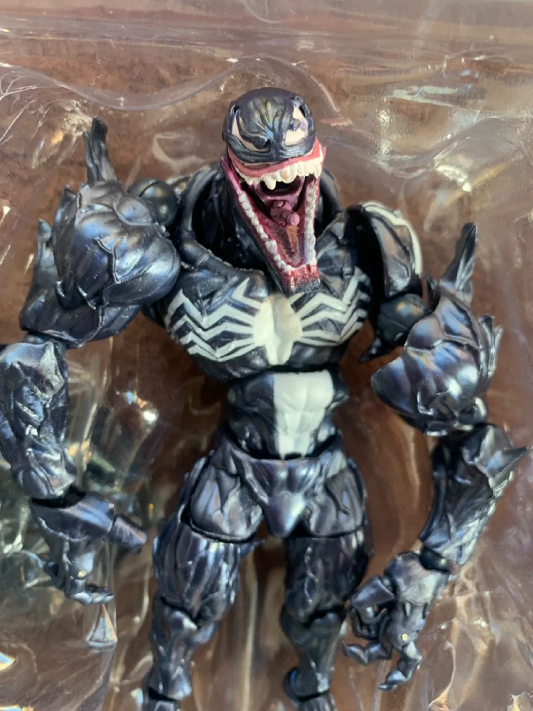 Amazing Yamaguchi Venom Symbiote Powered By Revoltech image indicator(3)