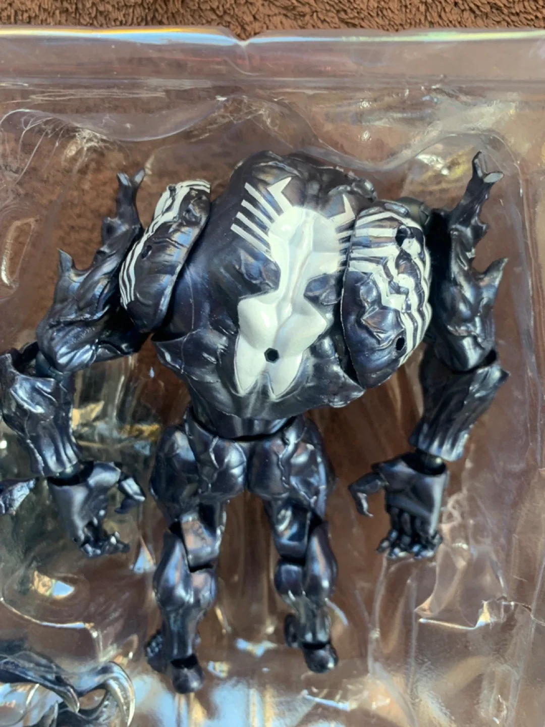 Amazing Yamaguchi Venom Symbiote Powered By Revoltech image indicator(5)