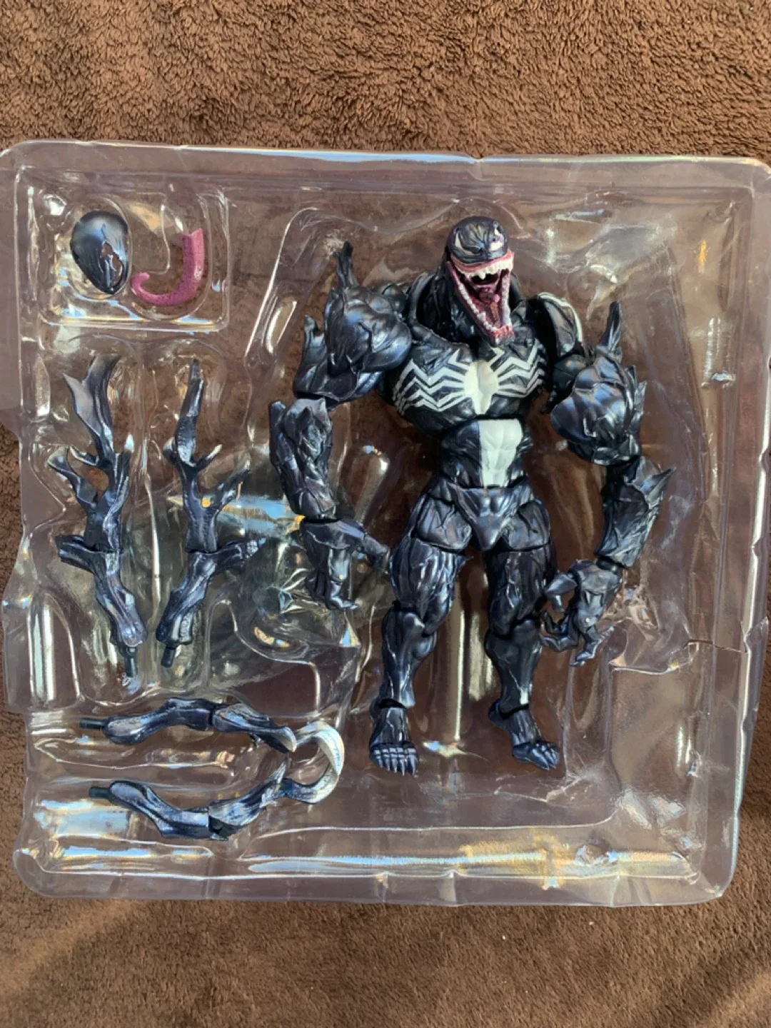 Amazing Yamaguchi Venom Symbiote Powered By Revoltech image indicator(2)