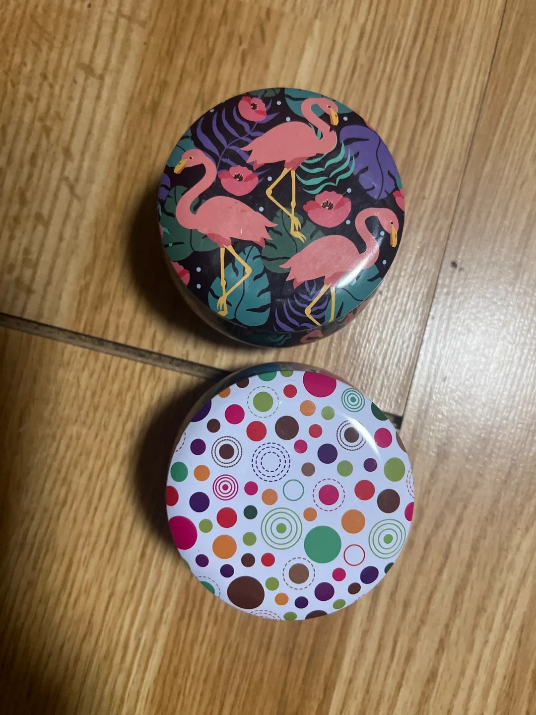 Two Decorative Scented Candles image indicator(3)