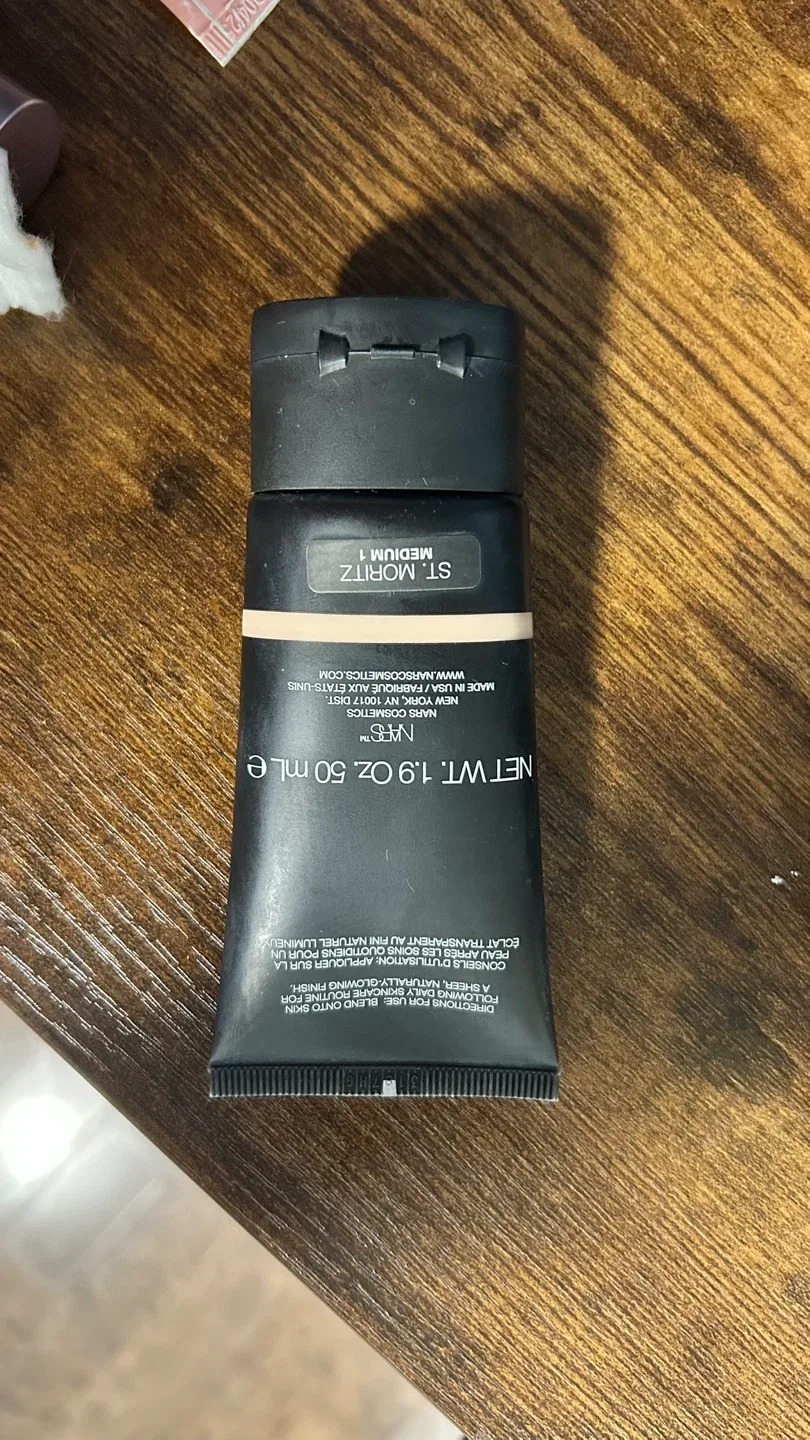 NARS Pure Radiant Tinted Moisturizer - St. Moritz Medium 1 image indicator(3)