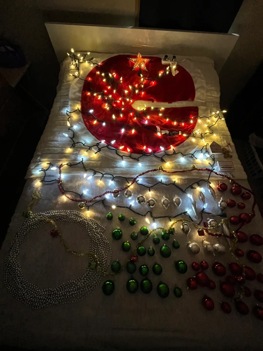 Christmas Ornaments, Tree Top Star, Lights, Decor & Tree Skirt image indicator(2)