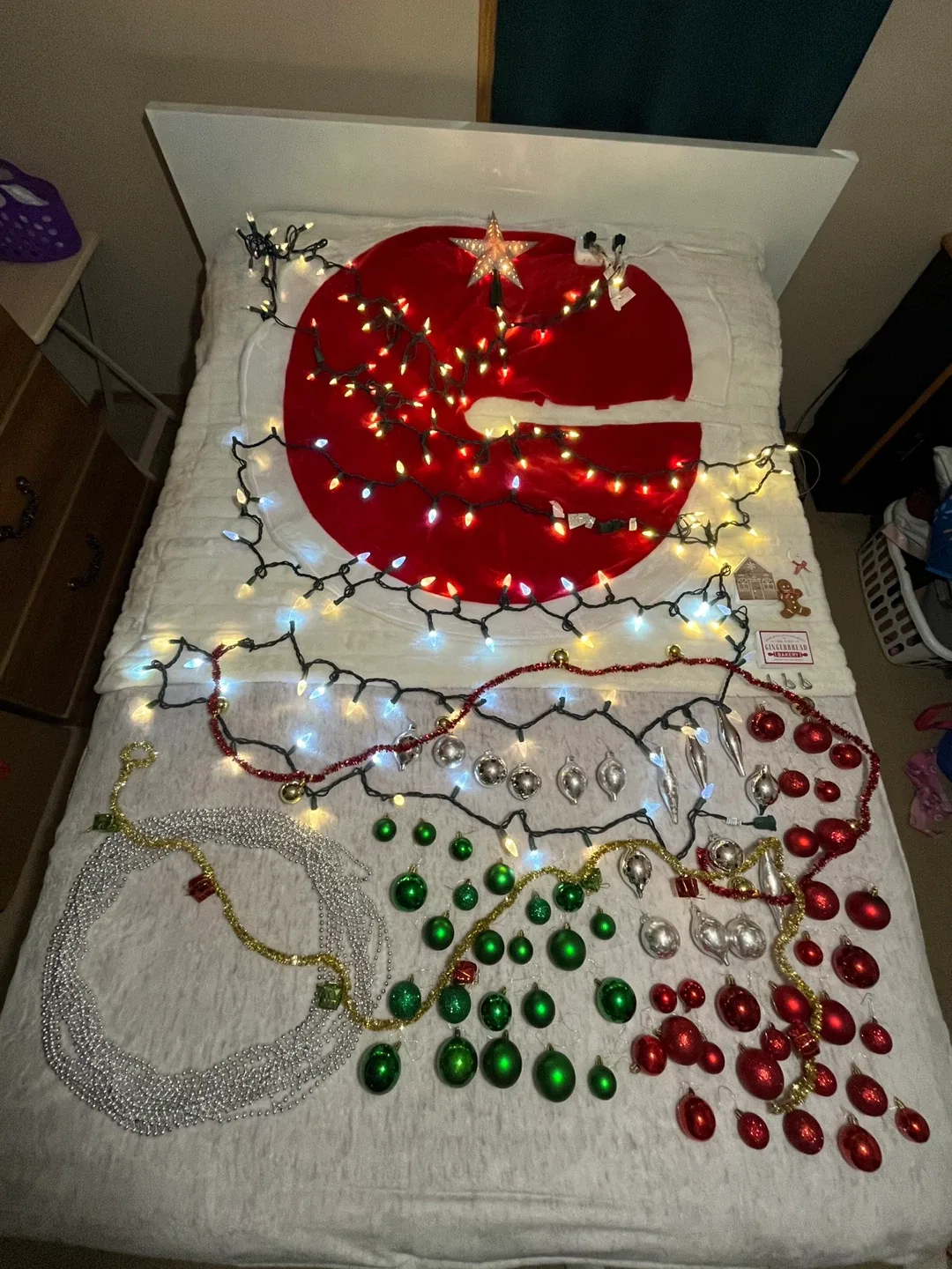 Christmas Ornaments, Tree Top Star, Lights, Decor & Tree Skirt