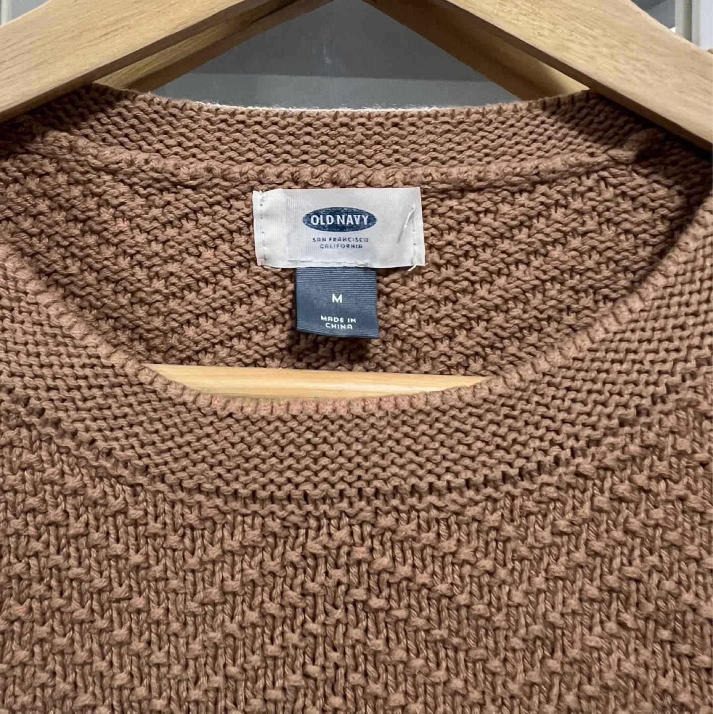 Old Navy Brown Knit Sweater image indicator(4)