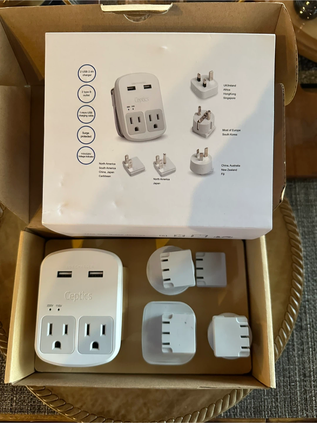 World travel charger adapter - photo 2