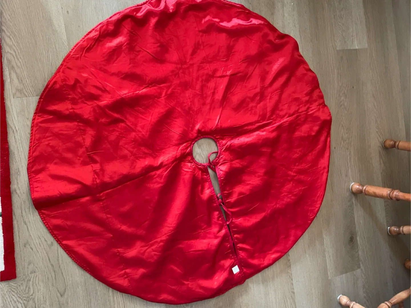 Red Christmas Tree Skirt with Gold Accents image indicator(3)