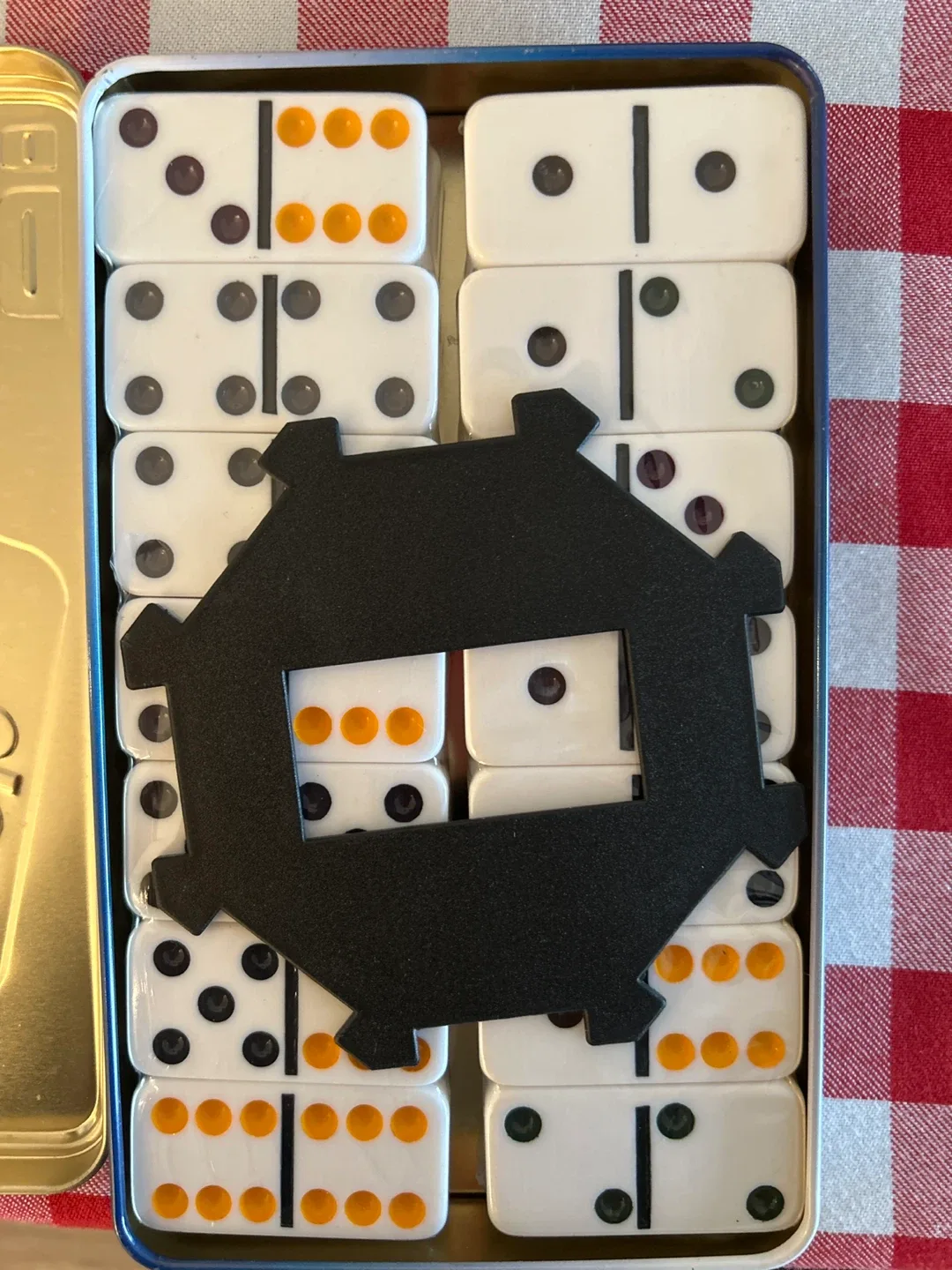 Double Six Dominoes Set by Pressman image indicator(2)