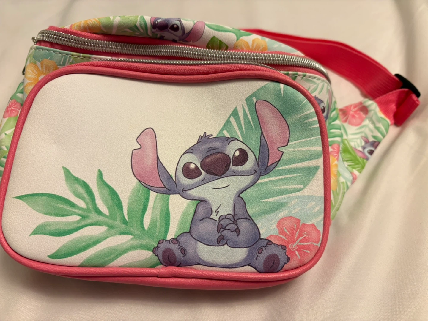 Disney Loungefly Stitch Belt Bag - photo 2