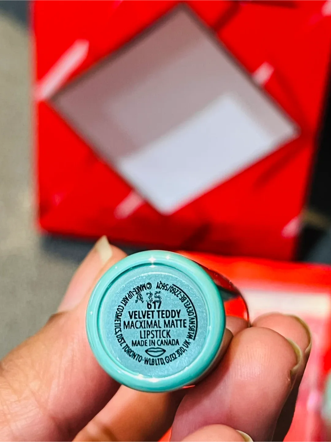 MAC COSMETICS - THE FUTURE LIP TRIO SET image indicator(4)