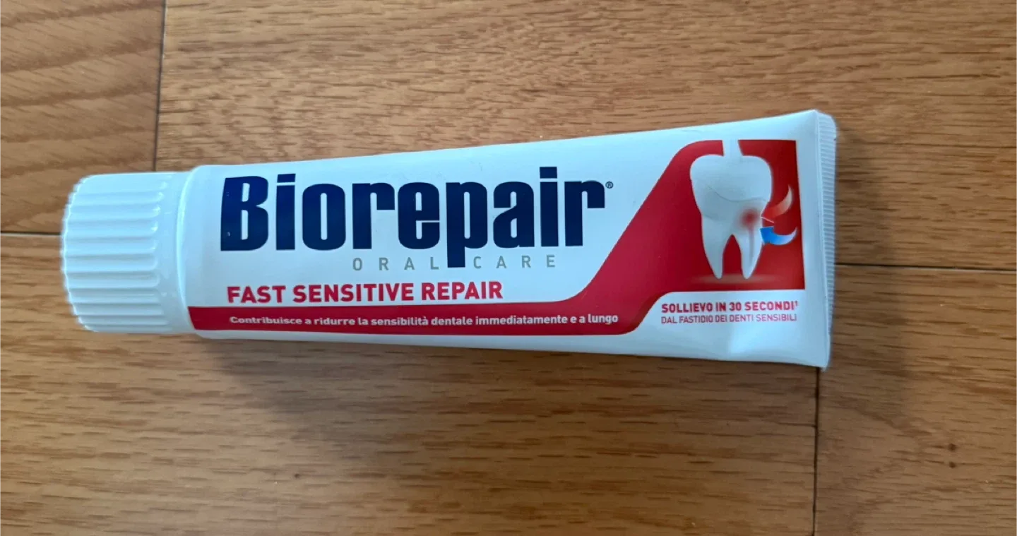 Variety of Toothpaste: Biorepair, Crest, Marvis image indicator(2)