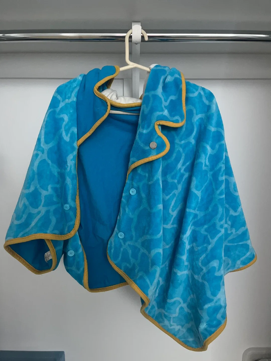 Tokyo DisneySea 15th Anniversary 4-way blanket