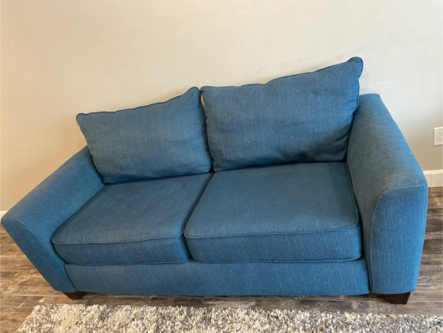 ikea couch image indicator(2)