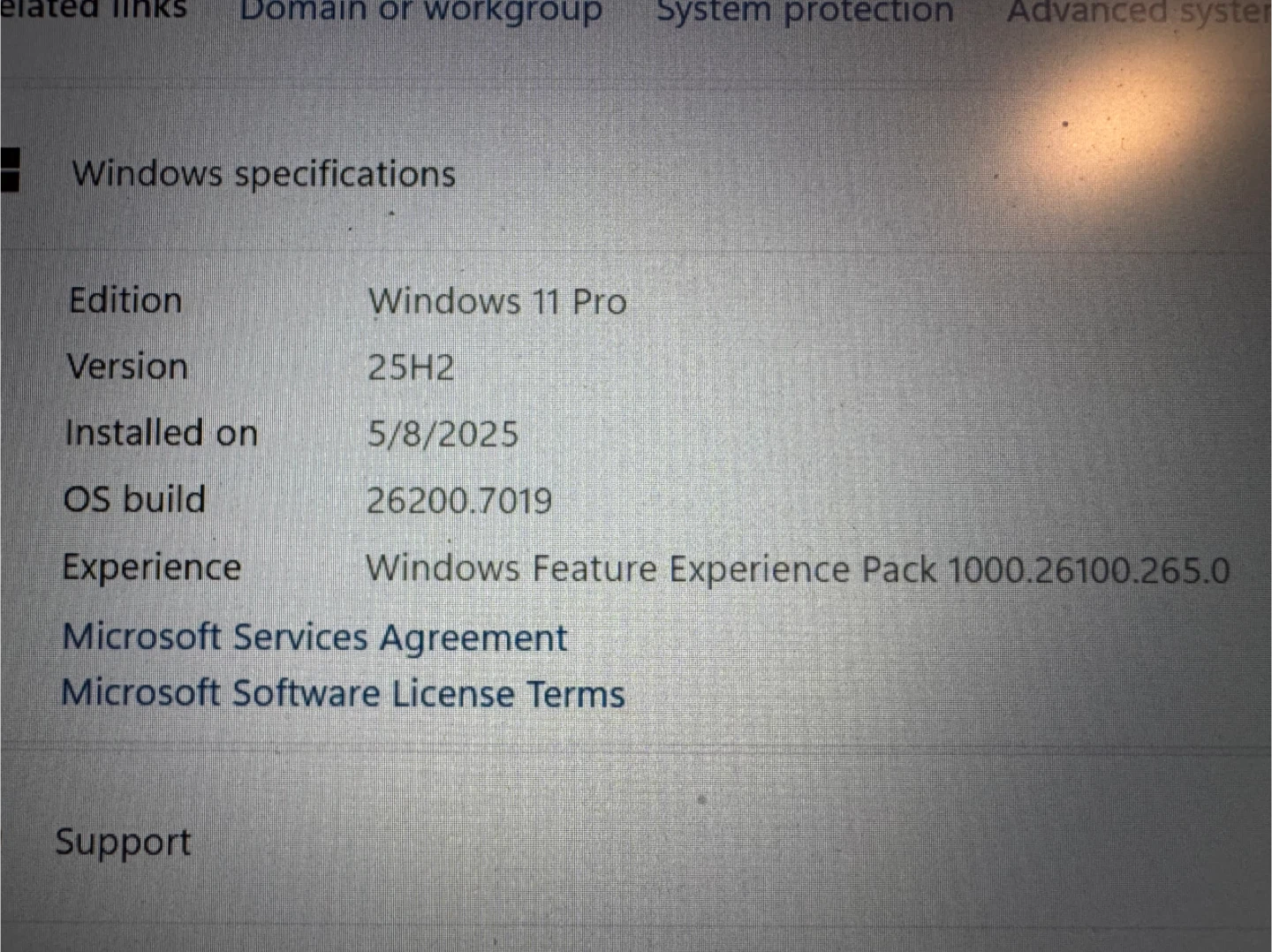 Dell laptop with wireless mouse - photo 3
