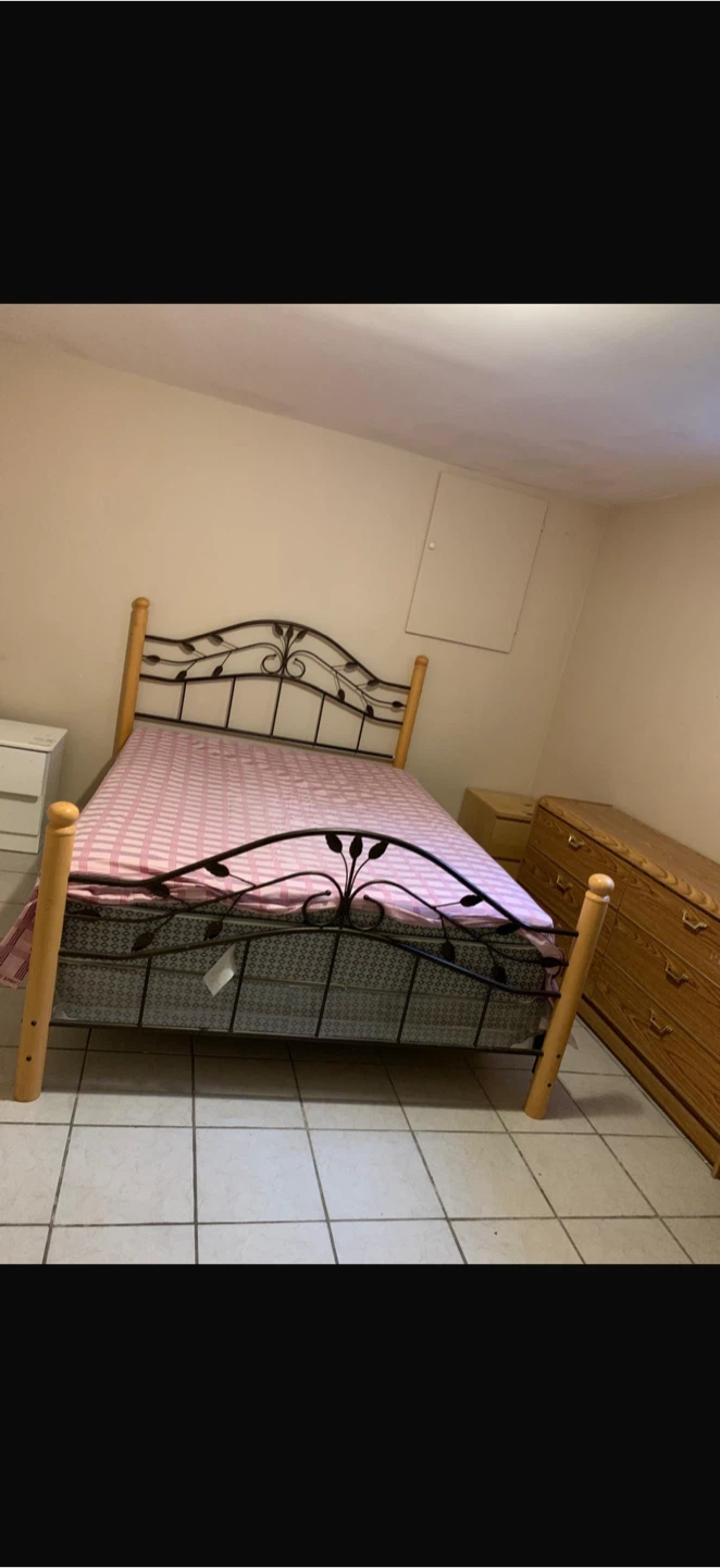 One share room in basement - photo 5