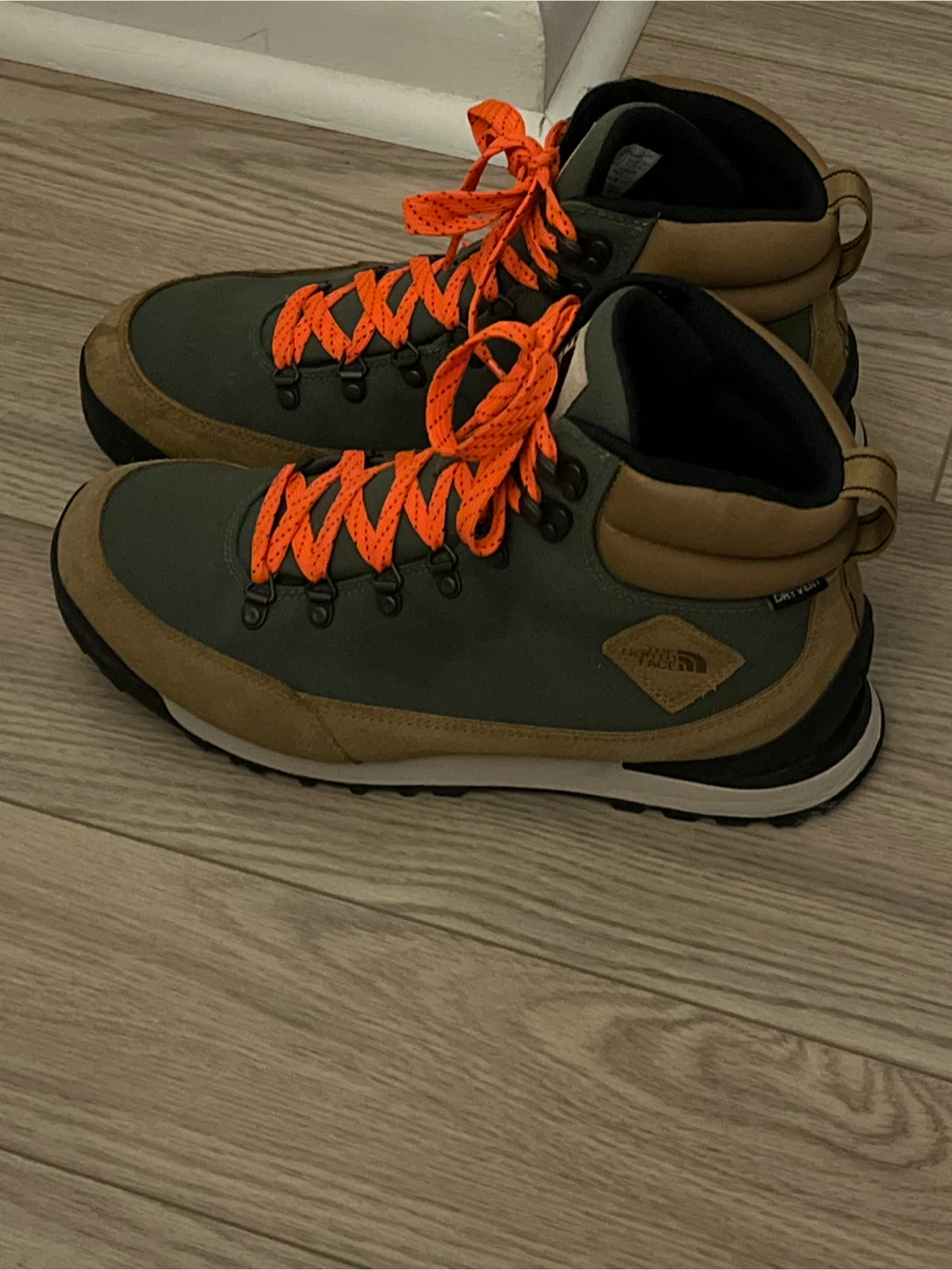 The North Face Ballard Escape Mid Boots - photo 5
