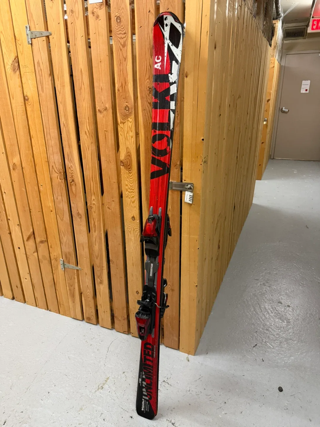 Volkl Unlimited AC Skis 170cm