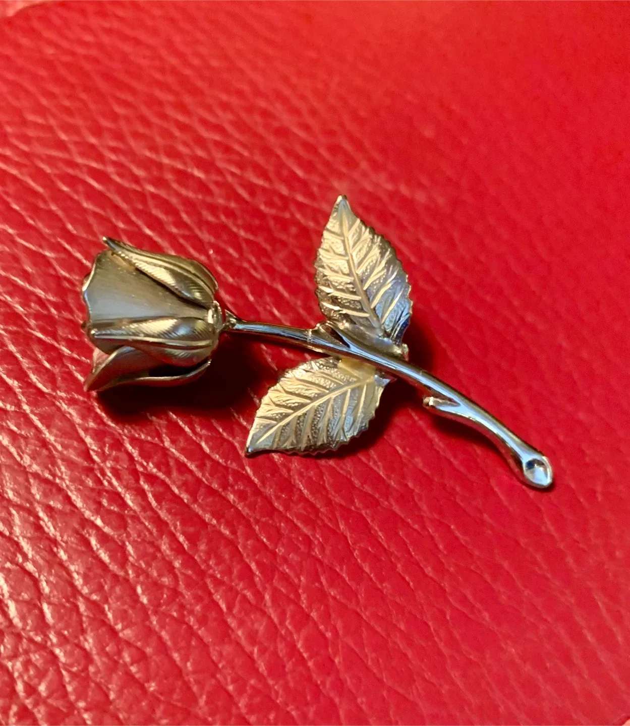 Vintage Brushed Silver Christmas Rose Brooch Pin image indicator(4)