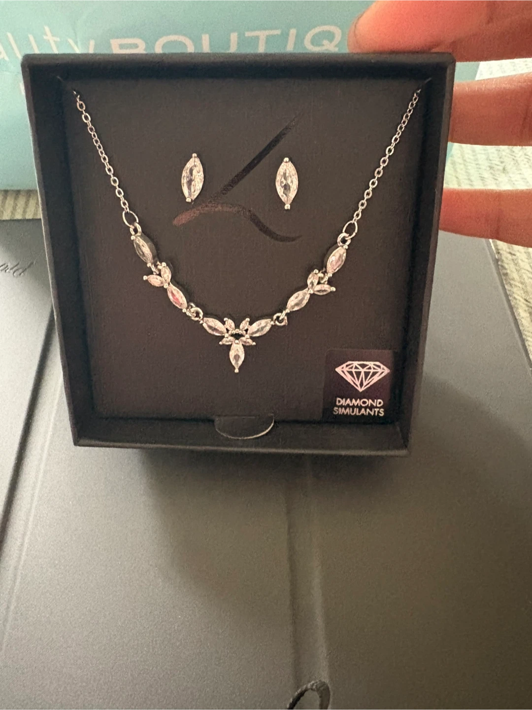 Diamond Simulants Necklace & Earrings Set - photo 2