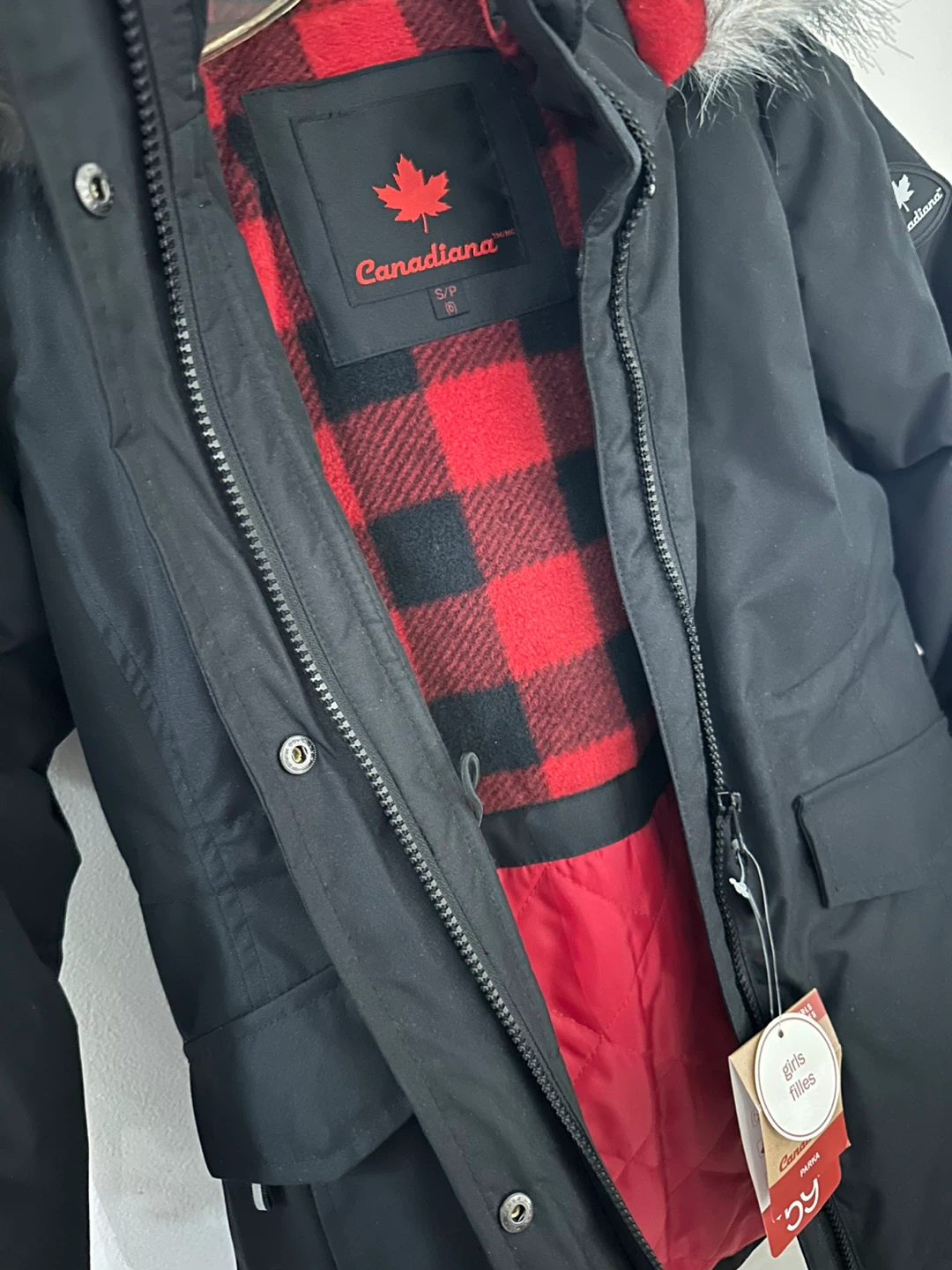 Canadiana Girls' Black Winter Parka - Size S/P 6 - photo 3
