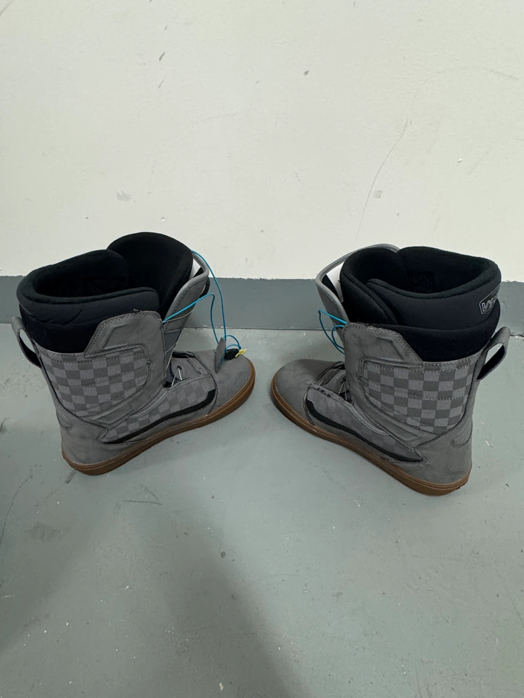 Vans Aura OG Snowboard Boots Mens - photo 4