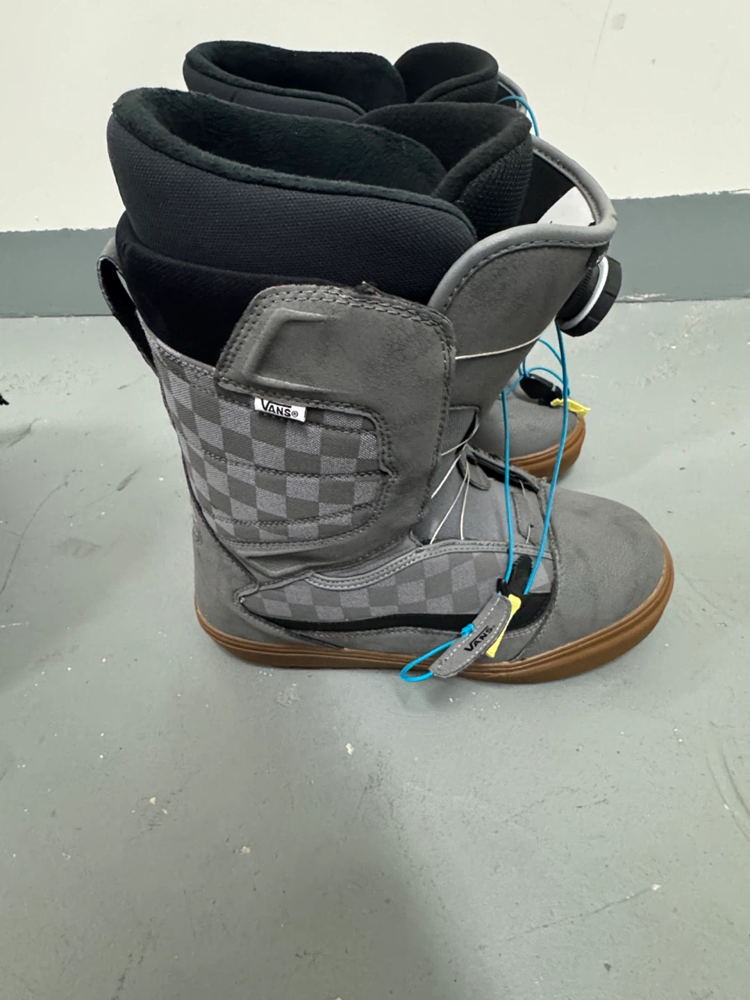 Vans Aura OG Snowboard Boots Mens - photo 3