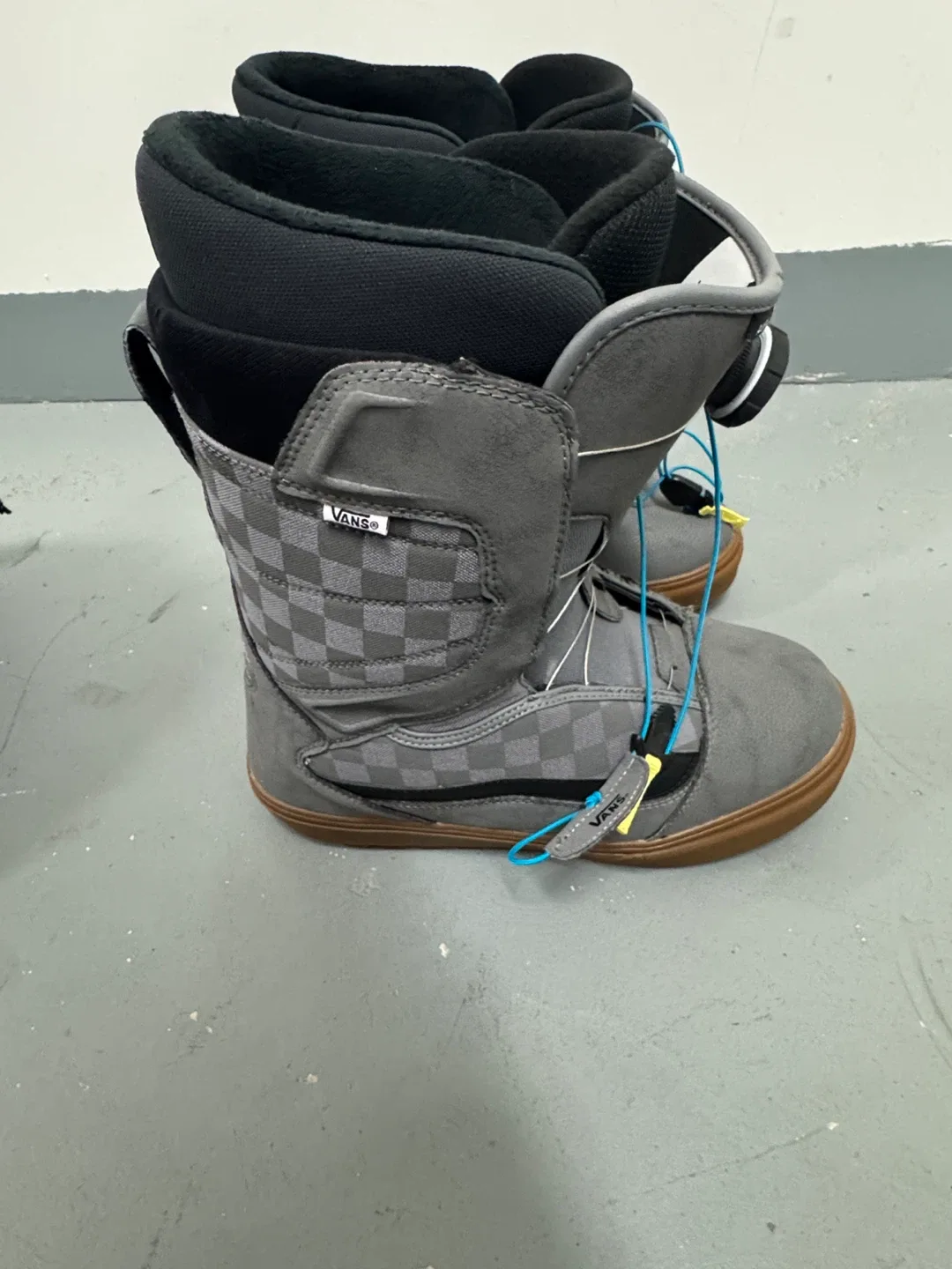 Vans Aura OG Snowboard Boots Mens image indicator(3)