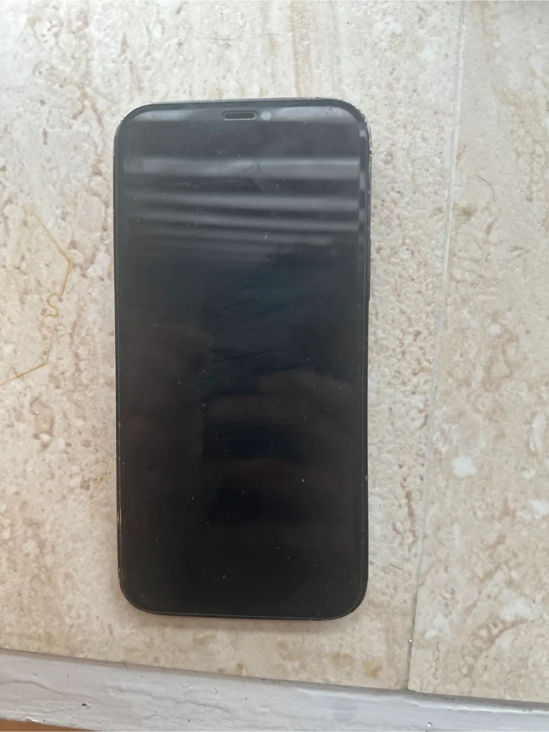 Apple iPhone 12 Pro (refurbished) image indicator(2)