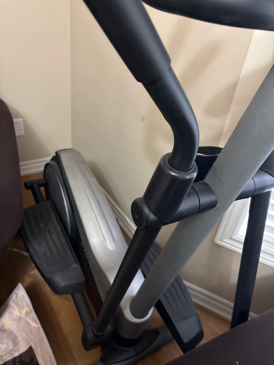 Gold's Gym 310 Elliptical - photo 2