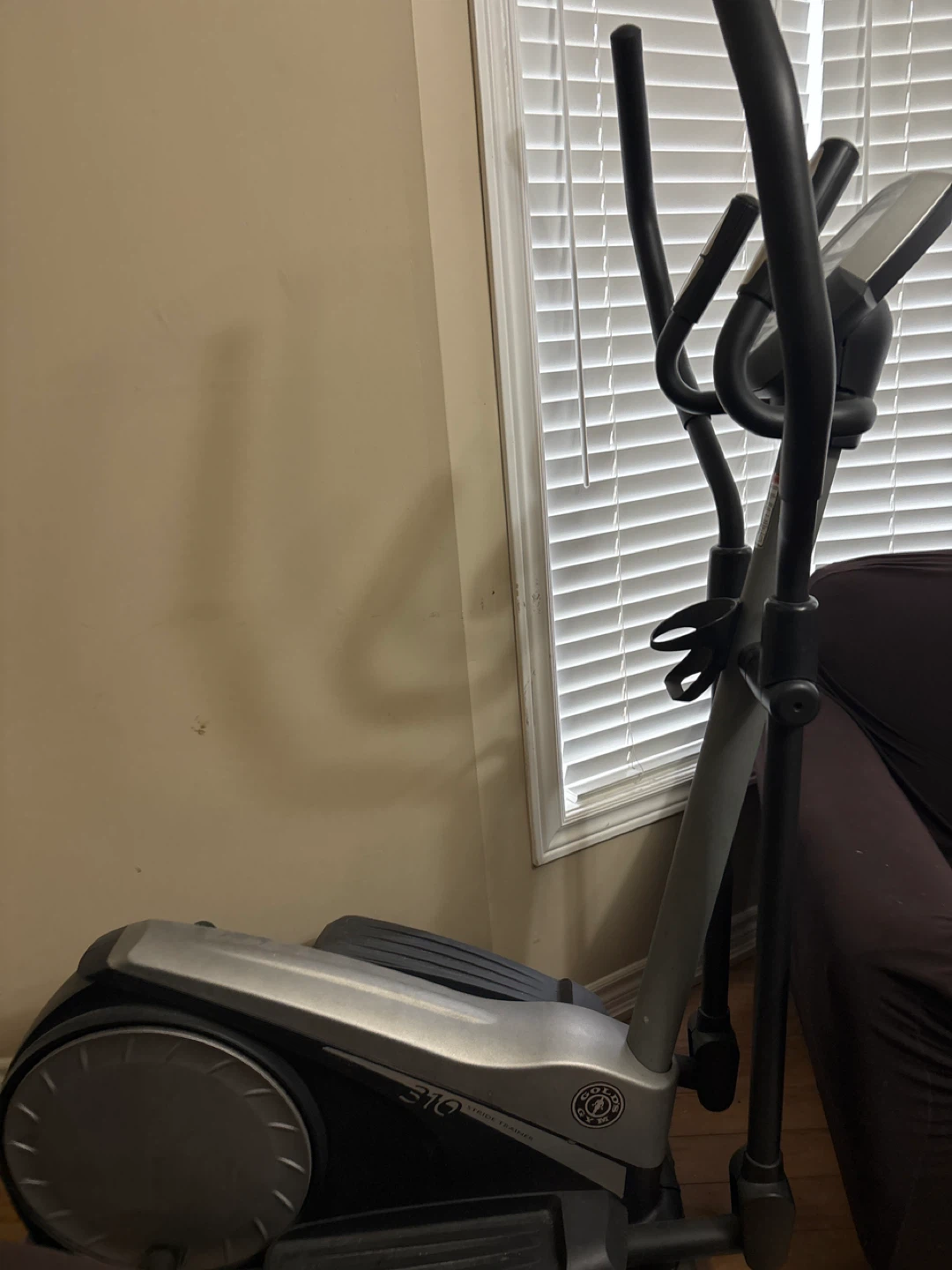Gold's Gym 310 Elliptical - photo 3