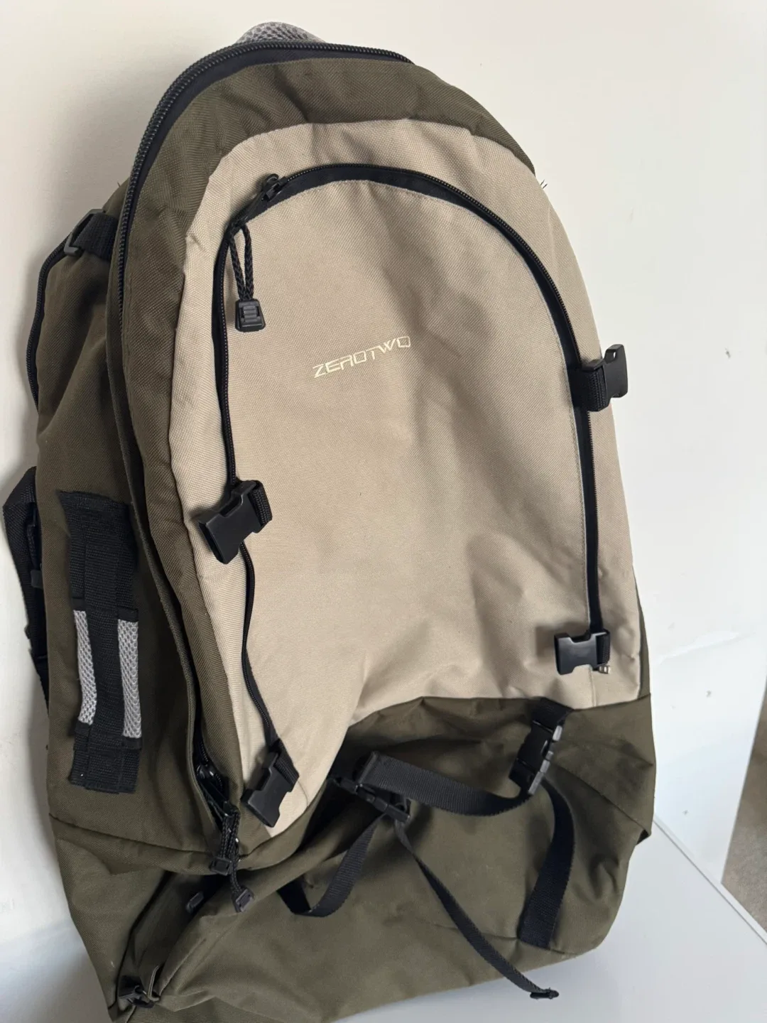 ZEROTWO Backpack - Great Condition!
