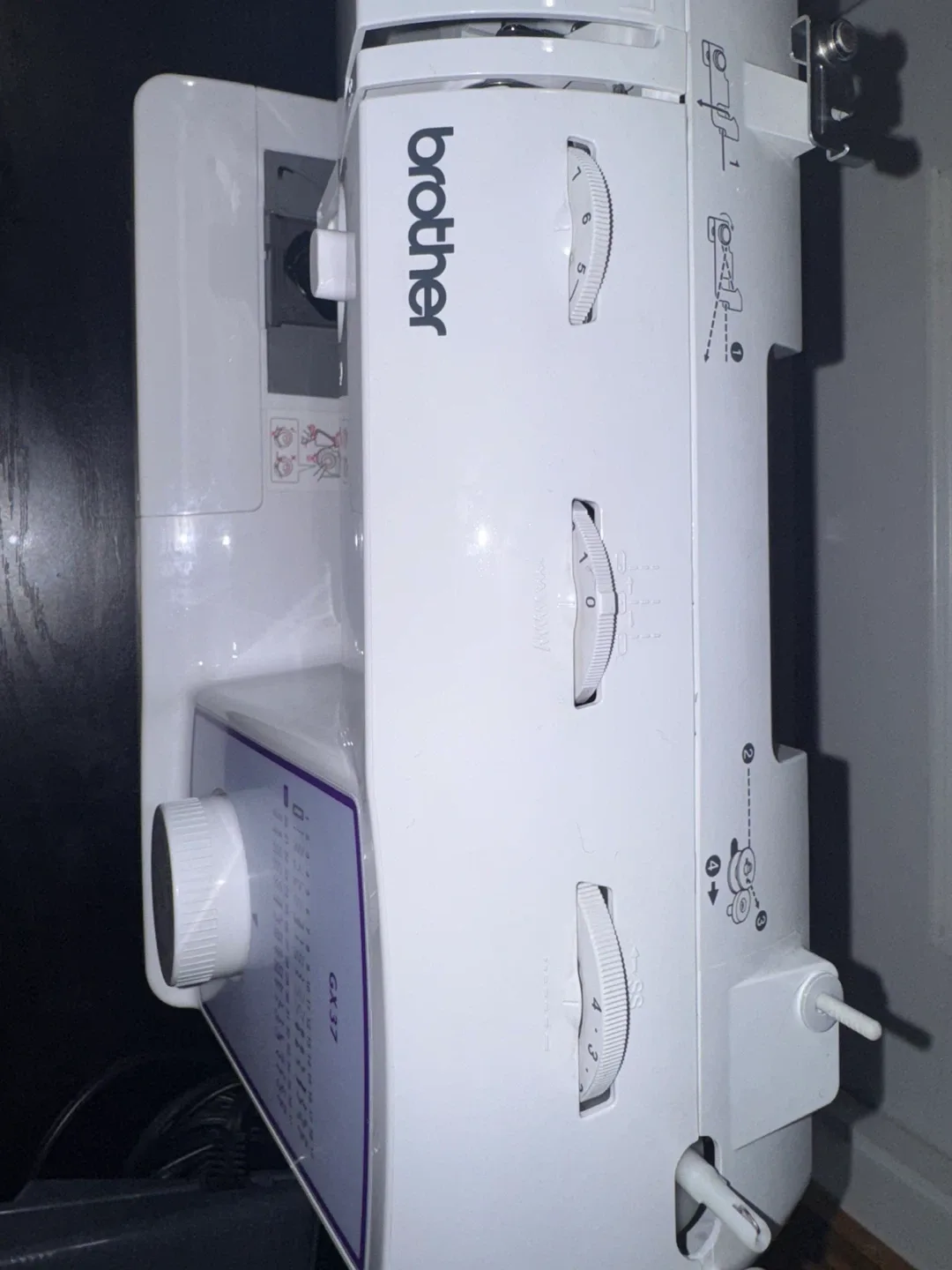 Brother GX37 Sewing Machine image indicator(4)