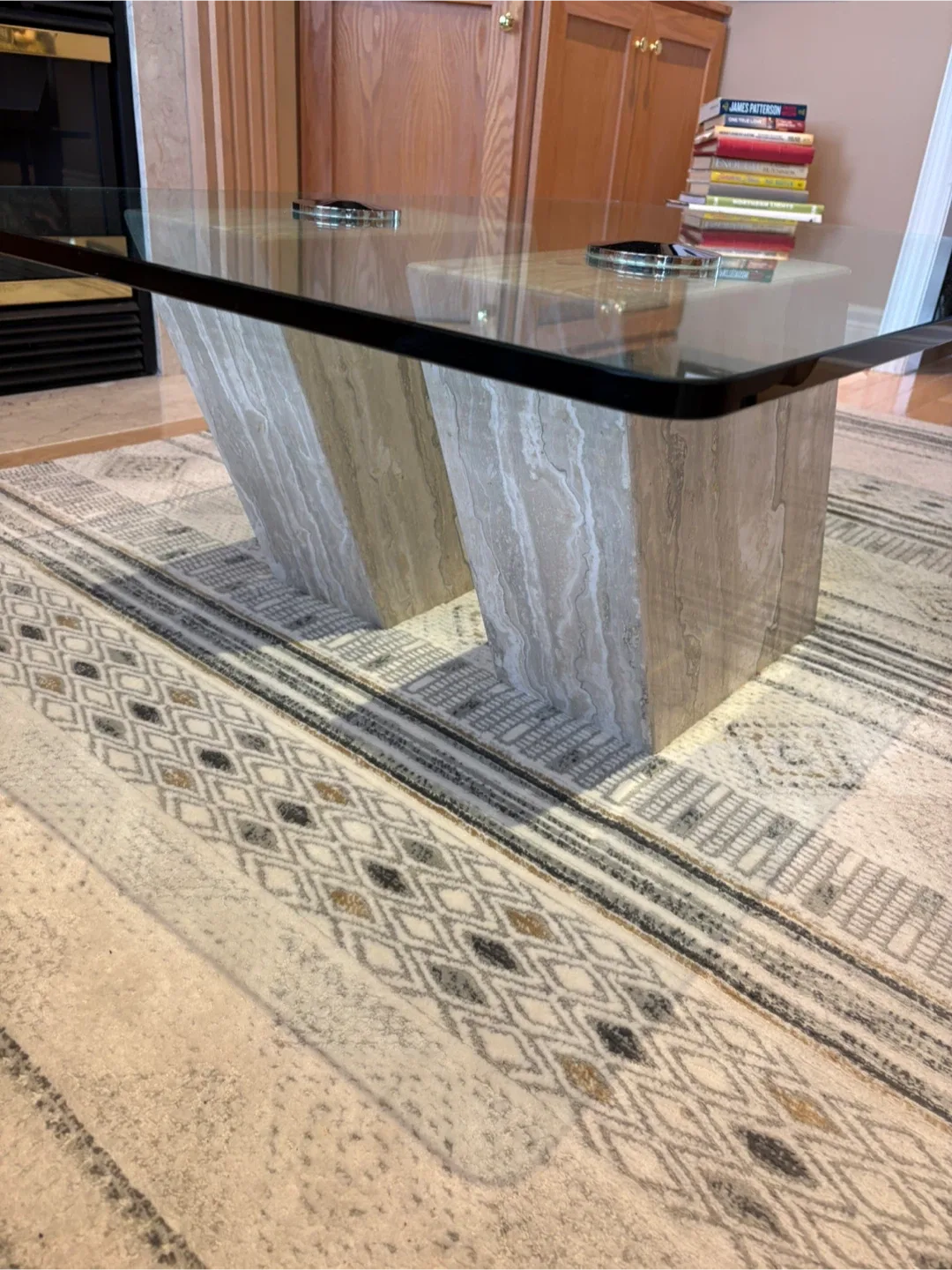 Price awarded exclusive designed coffee table image indicator(4)