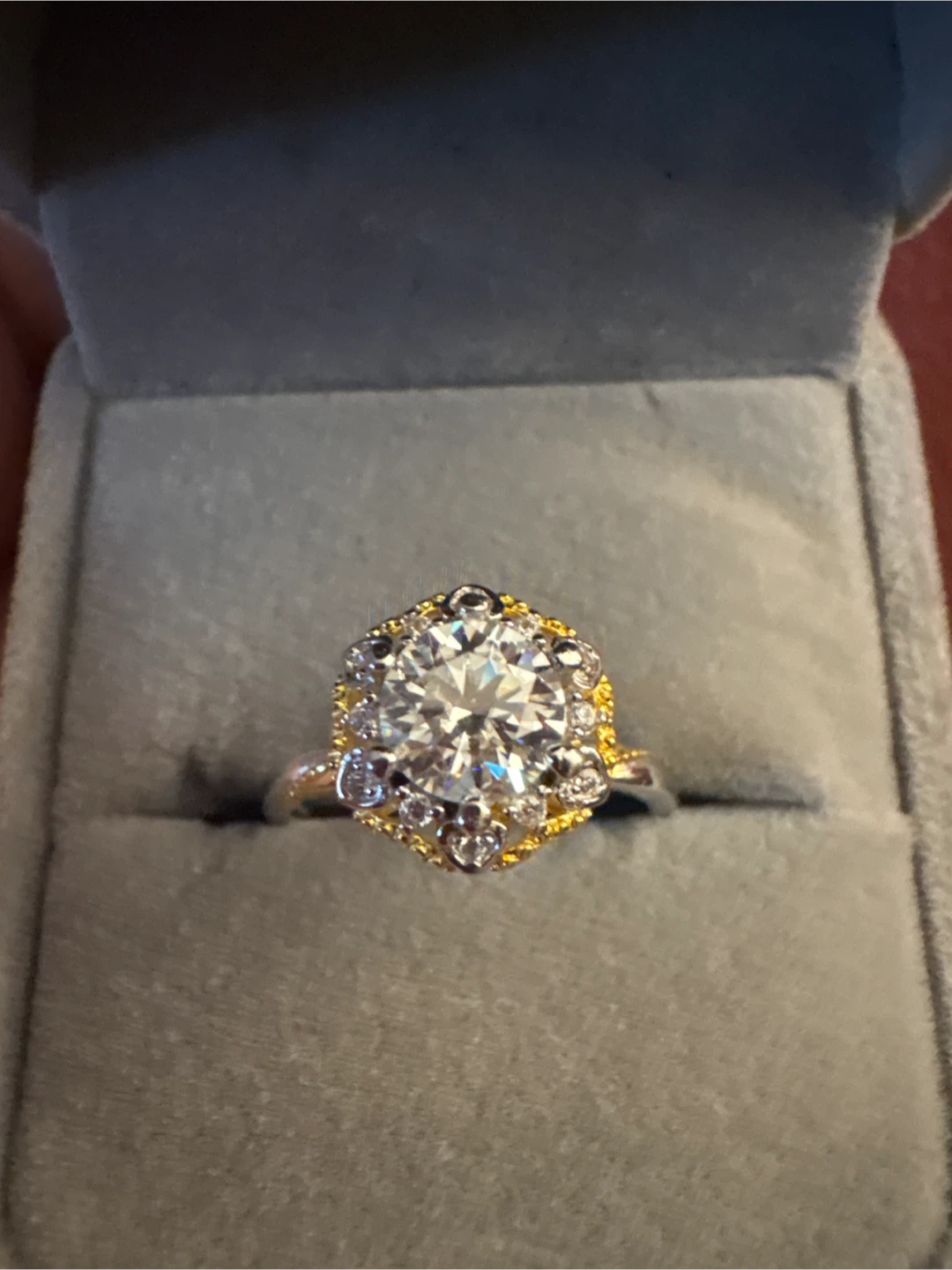 New Genuine 2 carat 925 silver Moissonite Diamond Ring - photo 3