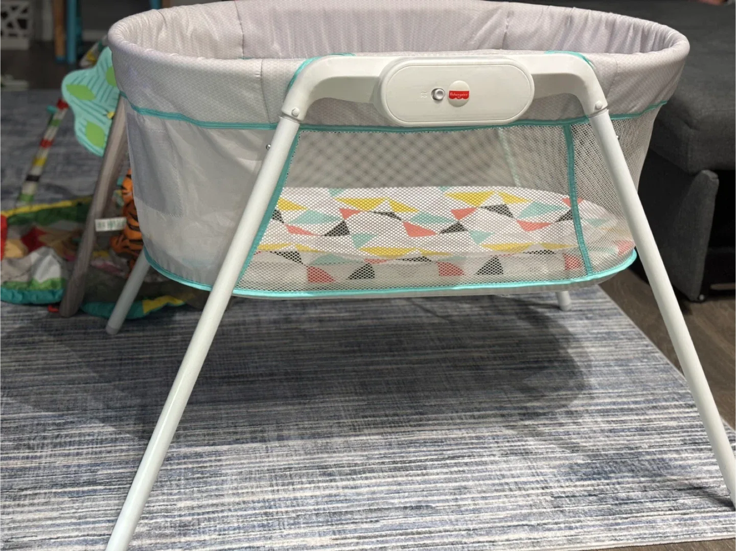 Fisher-Price Bassinet image indicator(2)