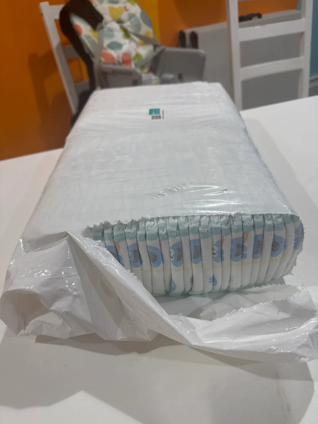 Sealed Pack of Diapers image indicator(2)