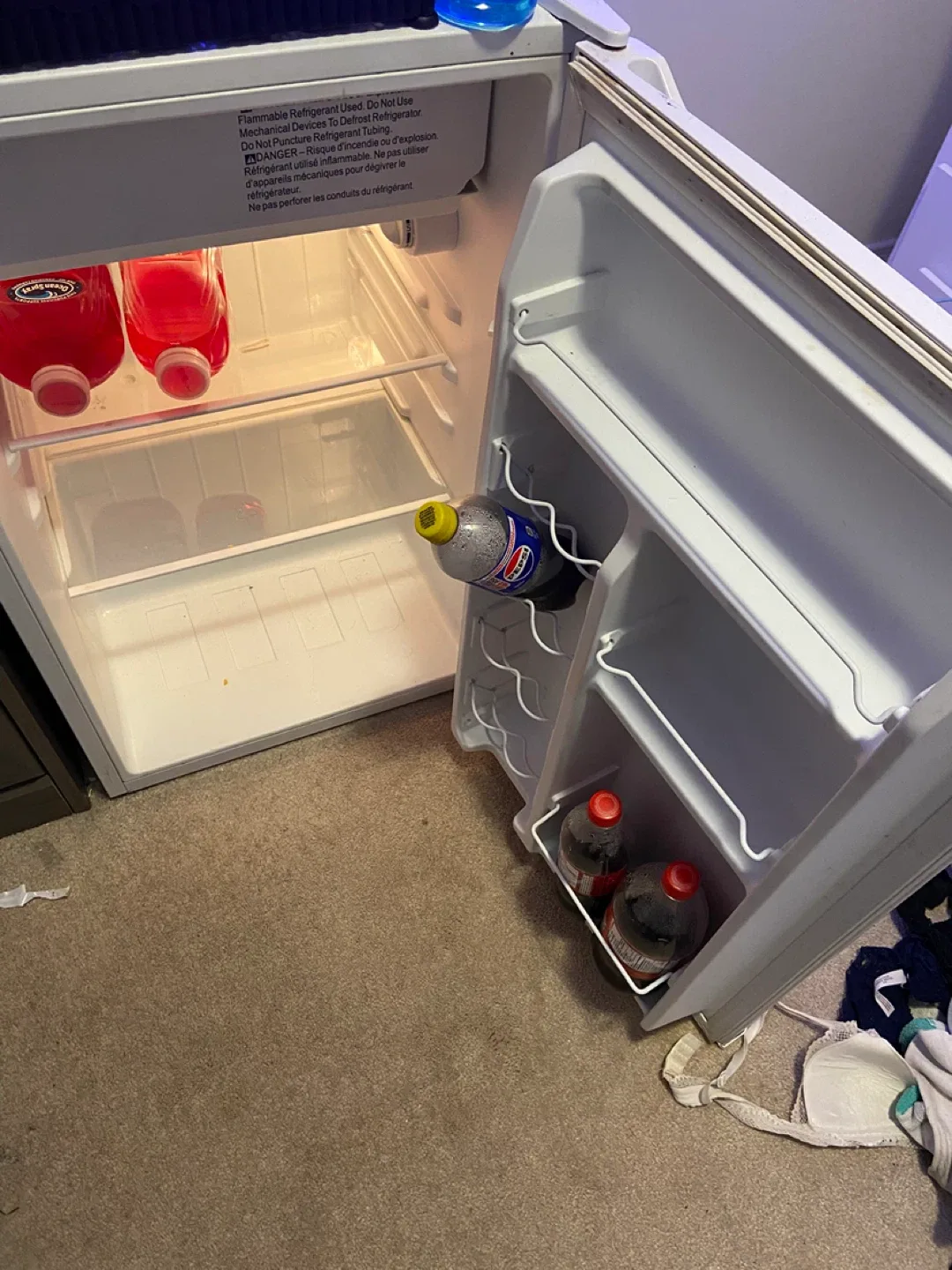 Whirlpool Mini Fridge - Great Condition! image indicator(2)