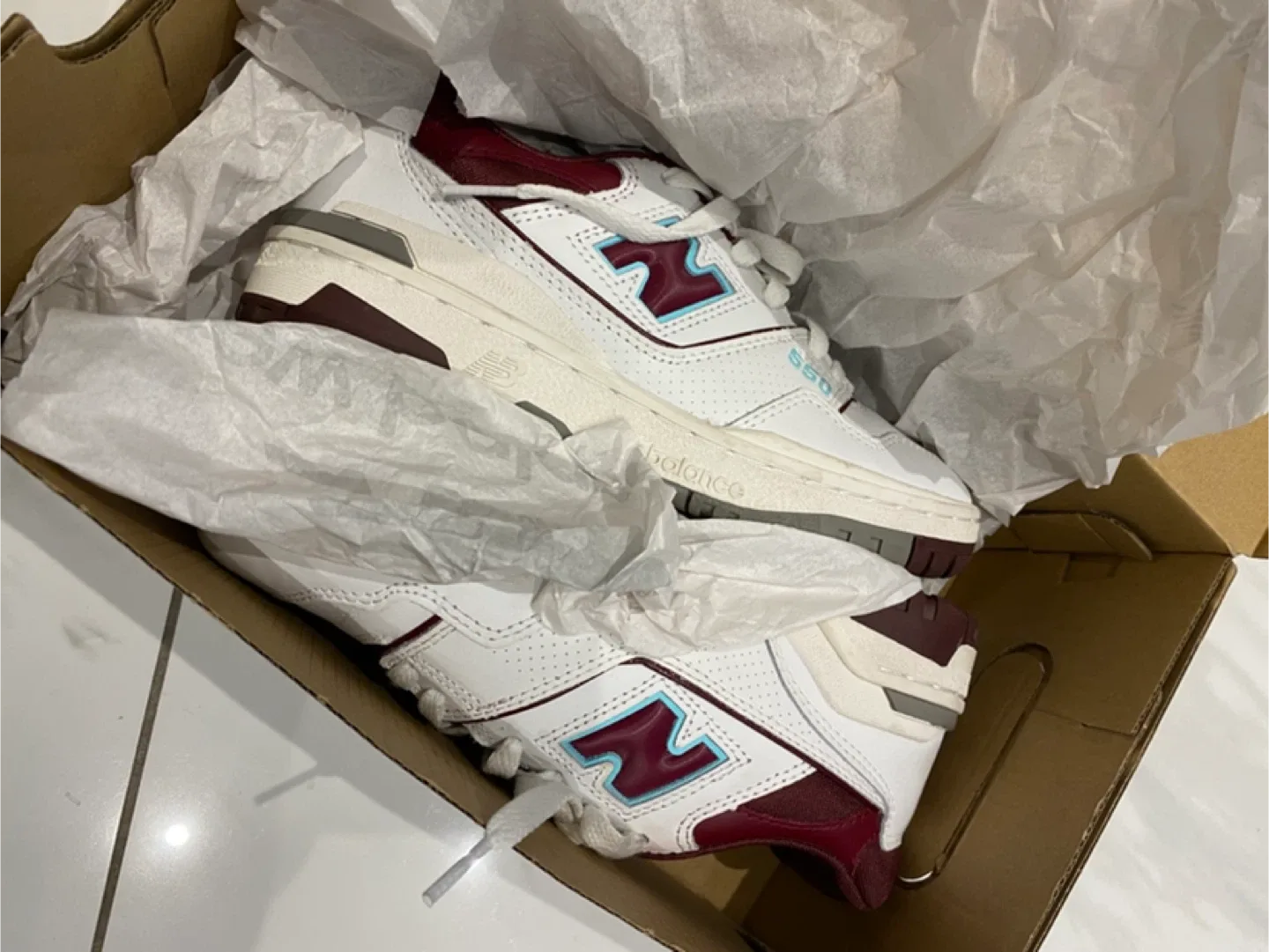 New Balance 550 image indicator(4)