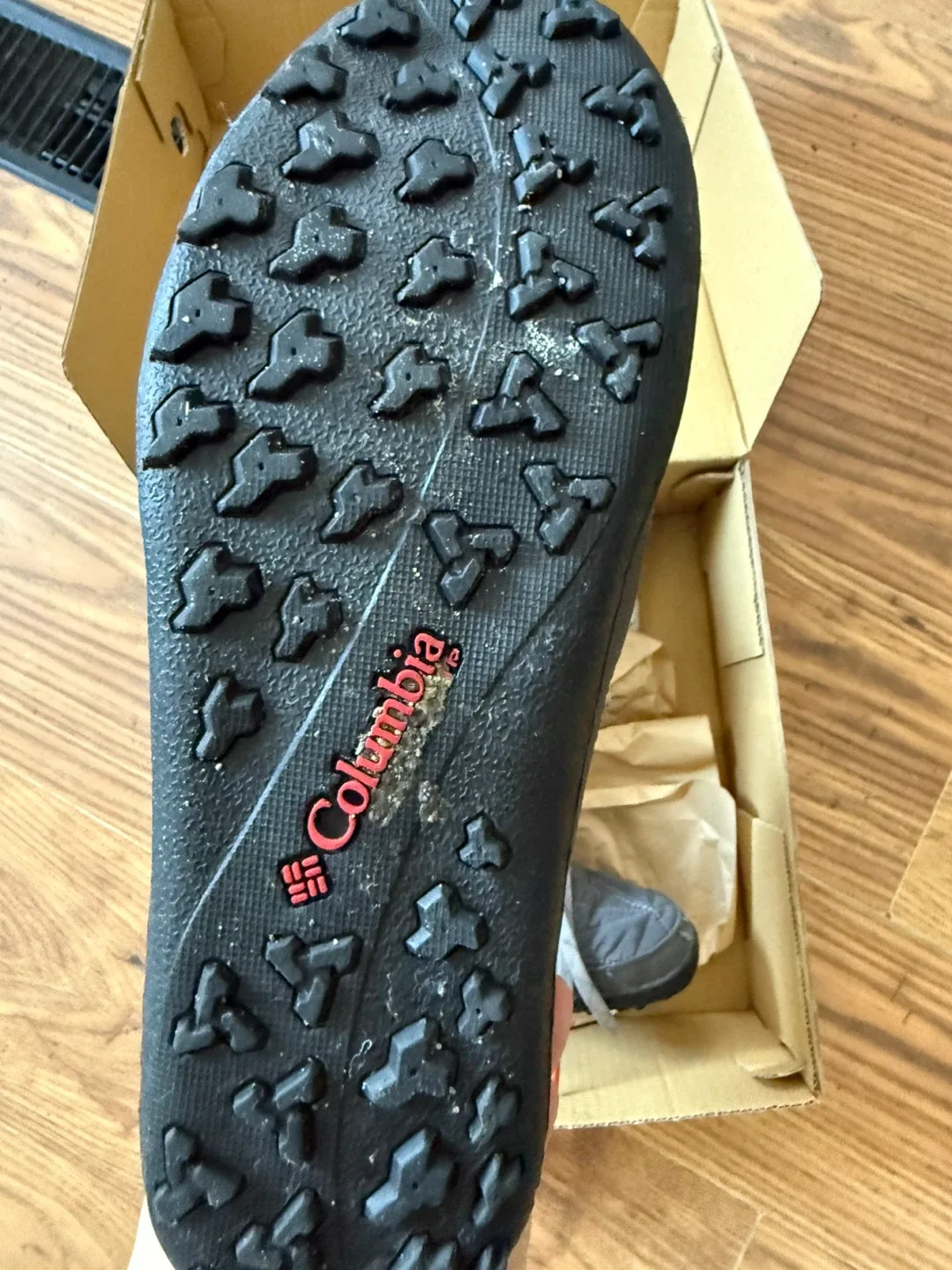 Columbia Women's BL1585-051 Winter Boots - Size 8 image indicator(2)