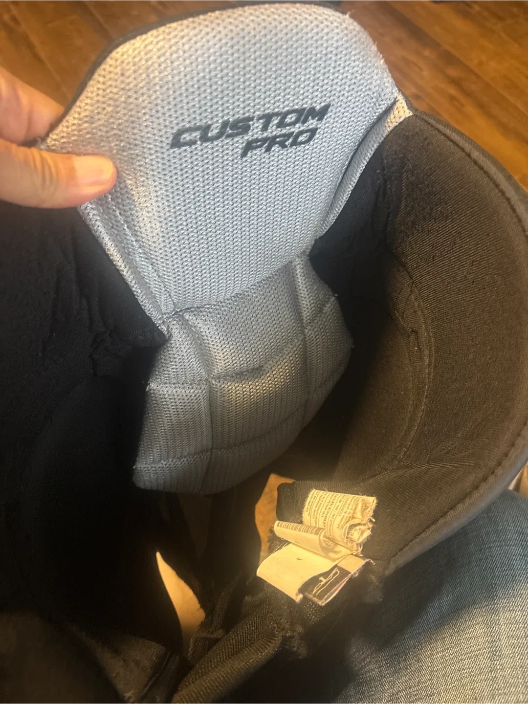 CCM Custom Pro JR Large Hockey Pants image indicator(2)