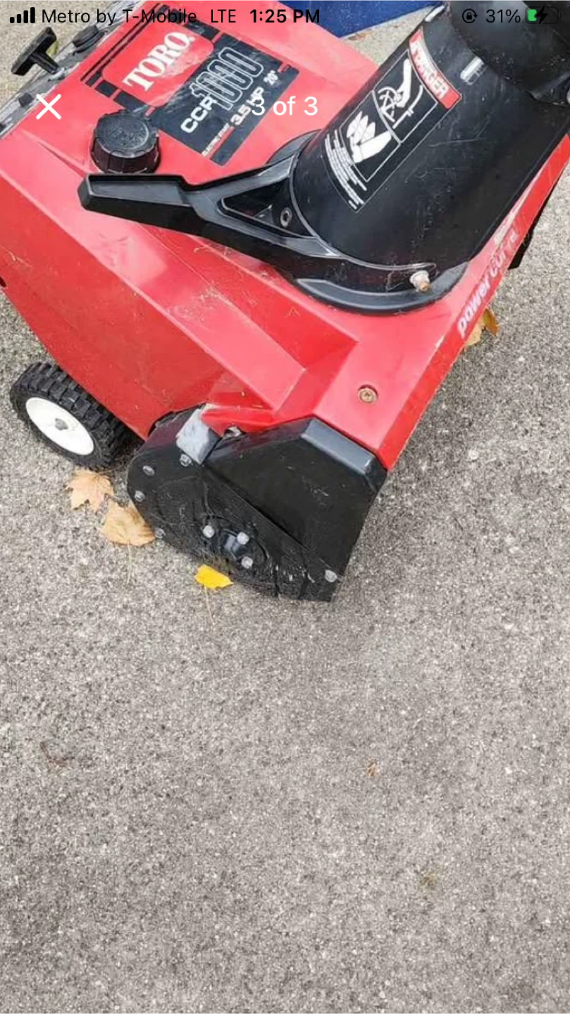 Toro CCR 1000 Power Curve Snow Blower - photo 3