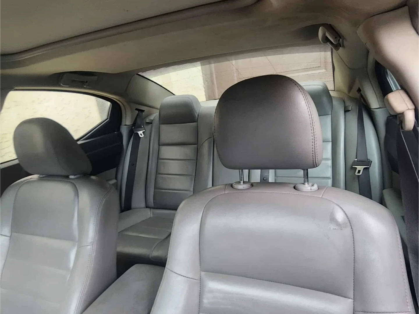 PARTOUT Dodge Charger 2006