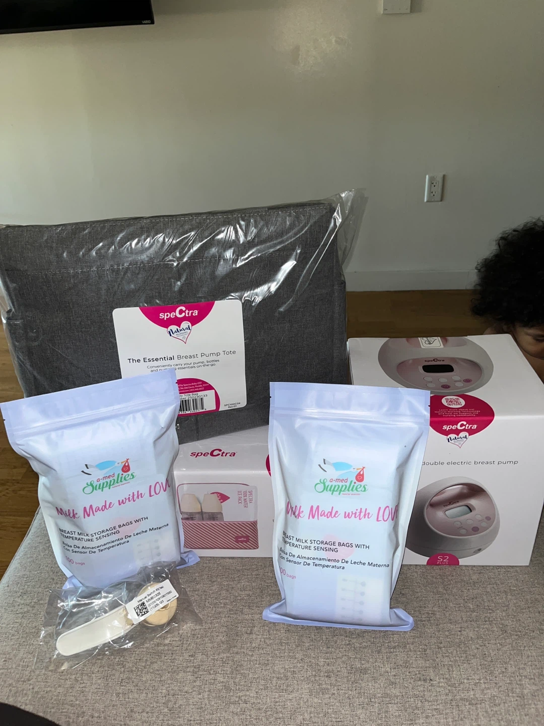 Spectra S2 Plus Breast Pump & Tote