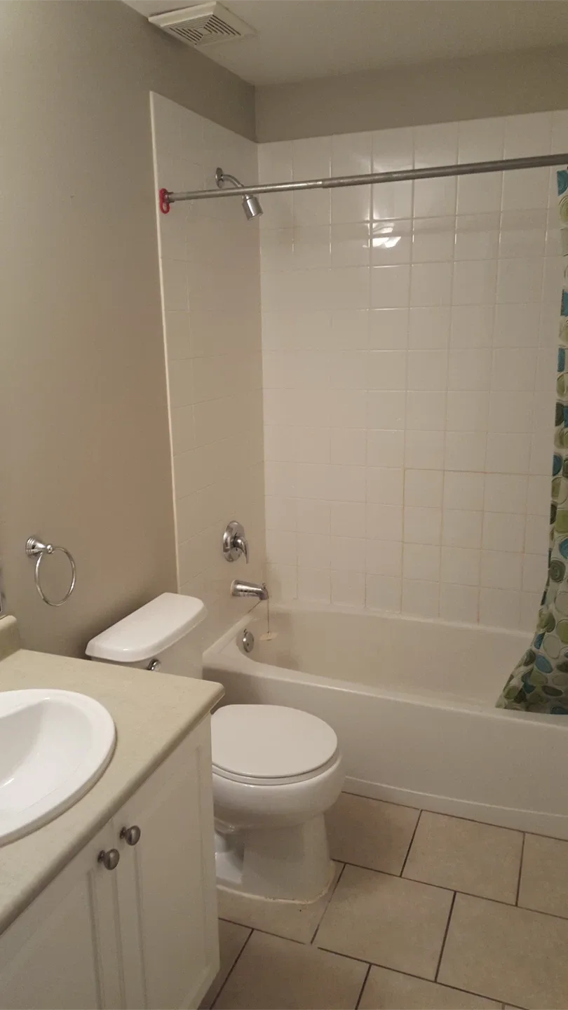 2 Bedroom 1 Full Bath Basement suite image indicator(8)