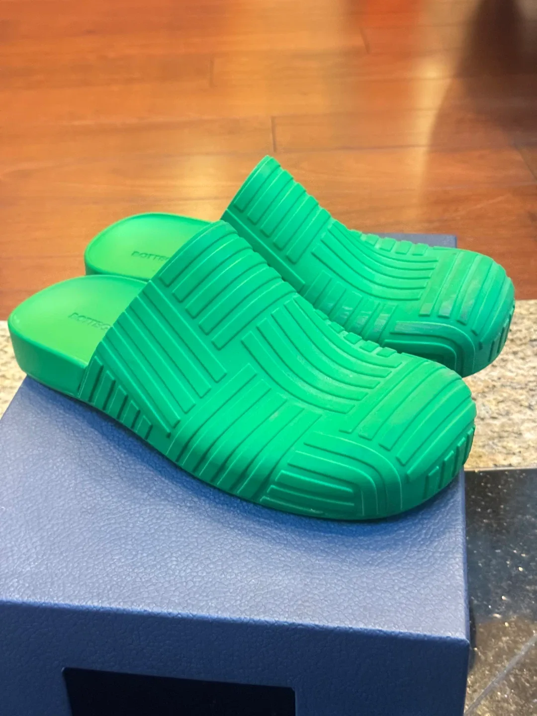 Bottega Veneta Rubber Slides Green image indicator(2)