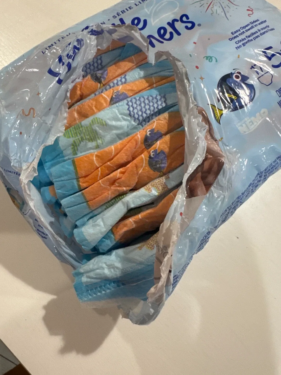 Huggies Little Swimmers Size 5-6 (32+ lbs) image indicator(3)