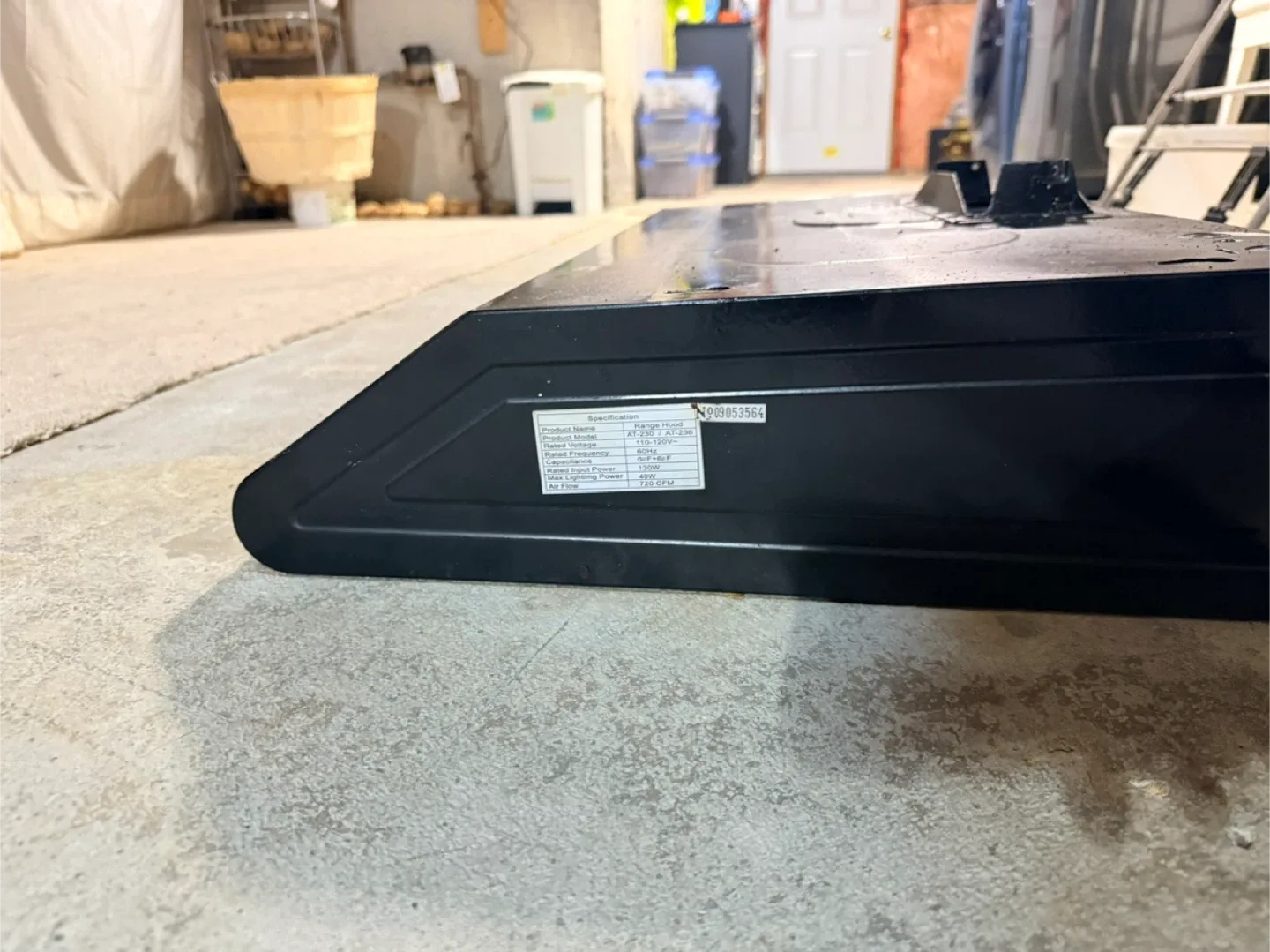 AT 226 Range Hood - Black