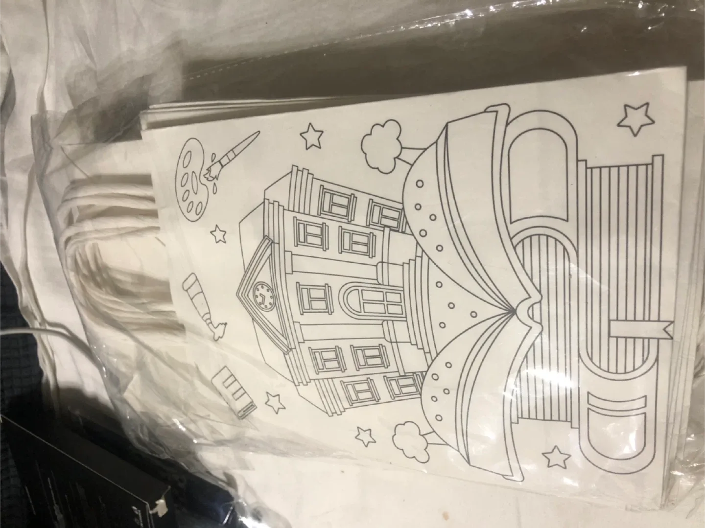 Colour-Me Paper Gift Bags image indicator(3)